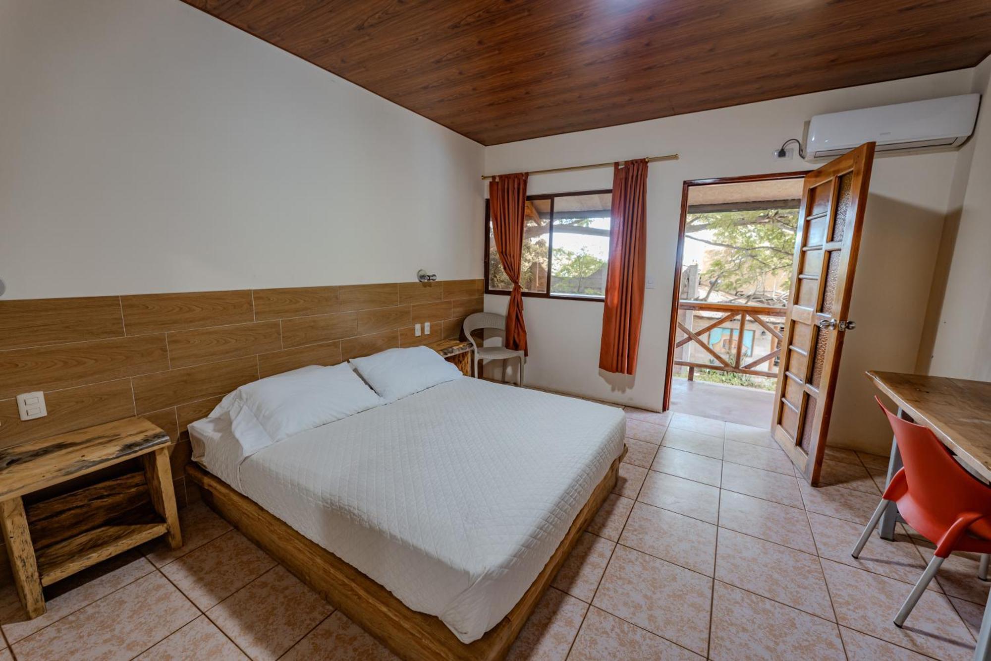 Hotel Nantu Hostería Puerto López Exterior foto